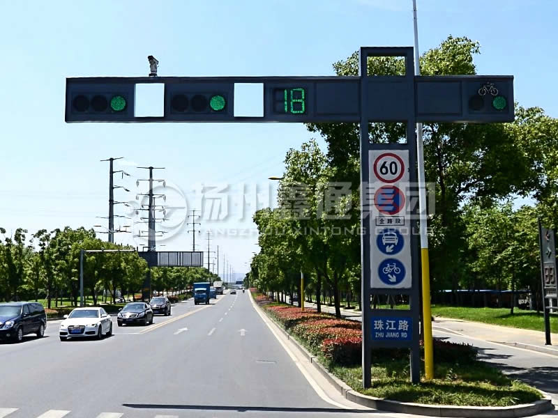 XHDG-021，框架信號(hào)燈桿，無錫信號(hào)燈桿