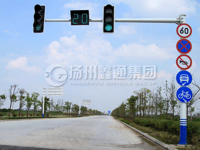 XHDG-036，八棱錐形信號燈桿